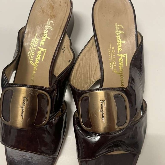 Salvatore Ferragamo Women's Brown Leather Mules EU 36